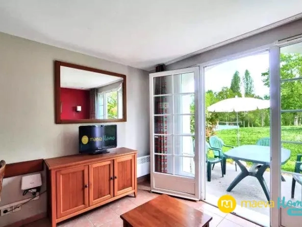 Appartement duplex avec jardin et piscine à Monflanquin