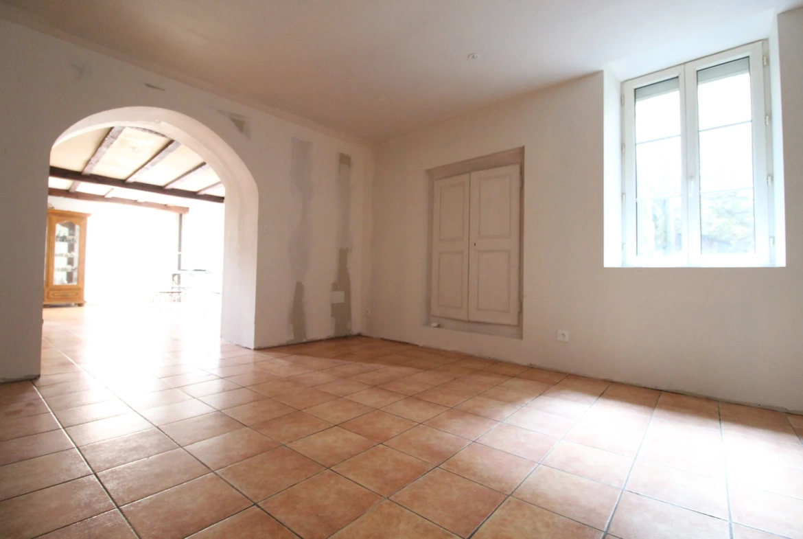Maison de type 6 de 135m² à vendre au centre de Saint-Affrique 