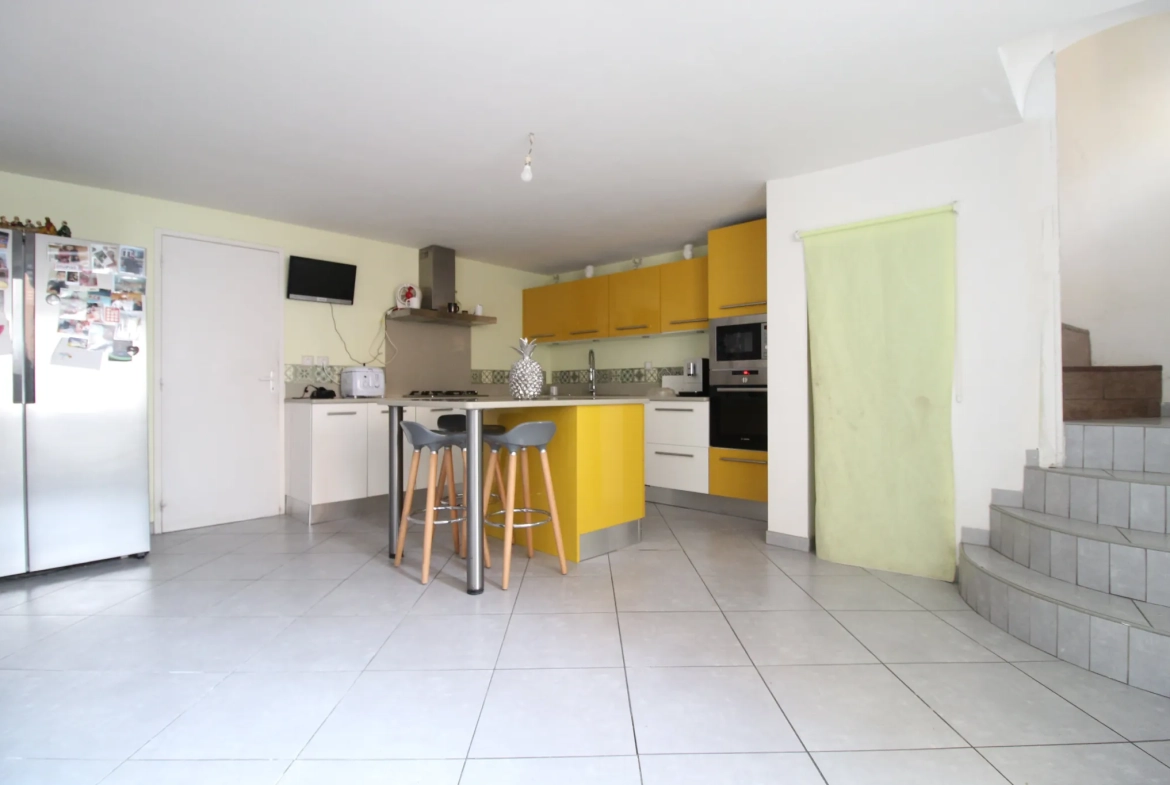 Maison de type 6 de 135m² à vendre au centre de Saint-Affrique 