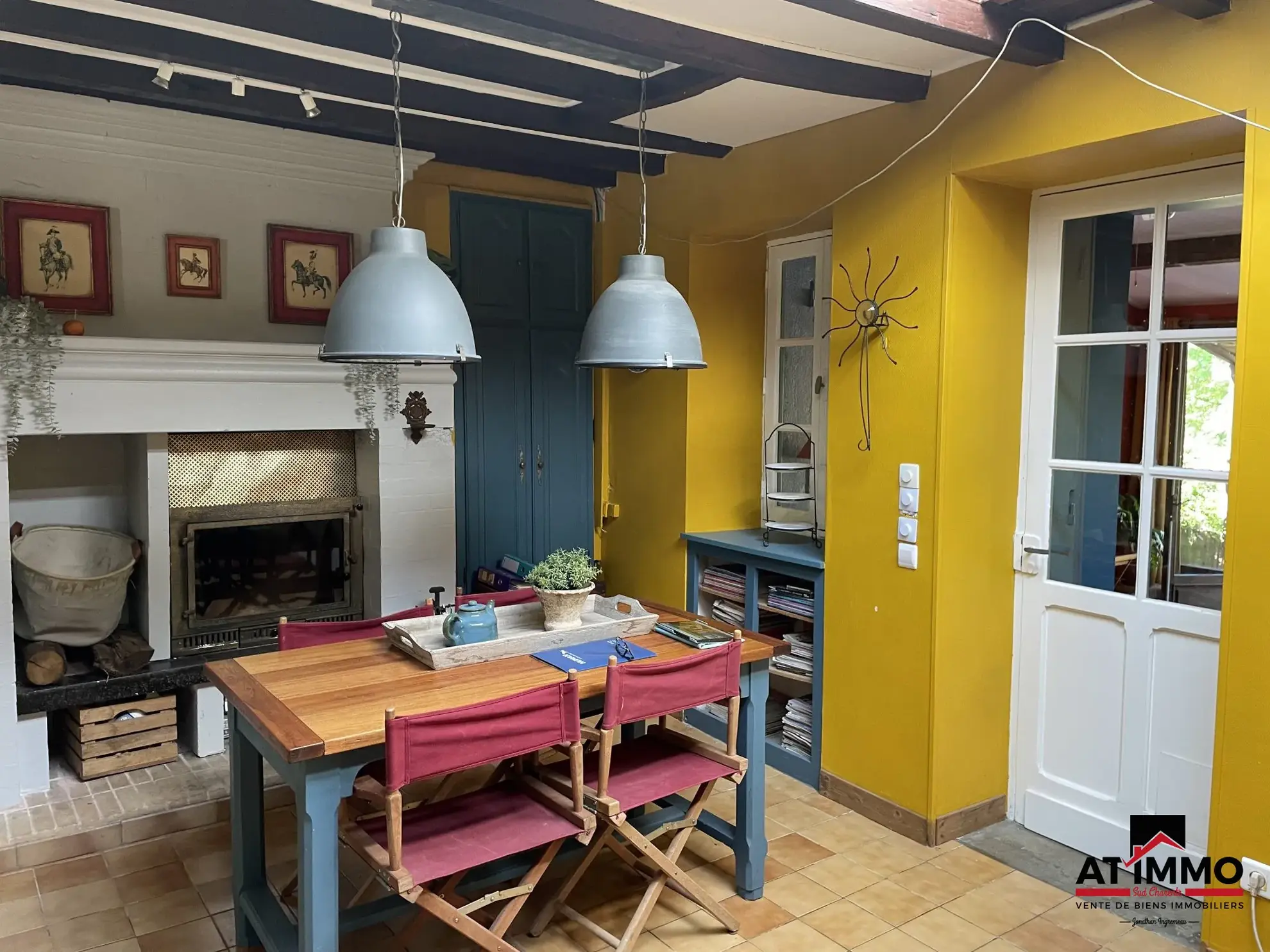 Charmante maison de campagne à Saint Privat en Périgord avec grange et terrasses 