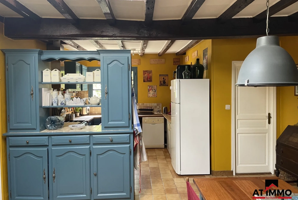Charmante maison de campagne à Saint Privat en Périgord avec grange et terrasses 