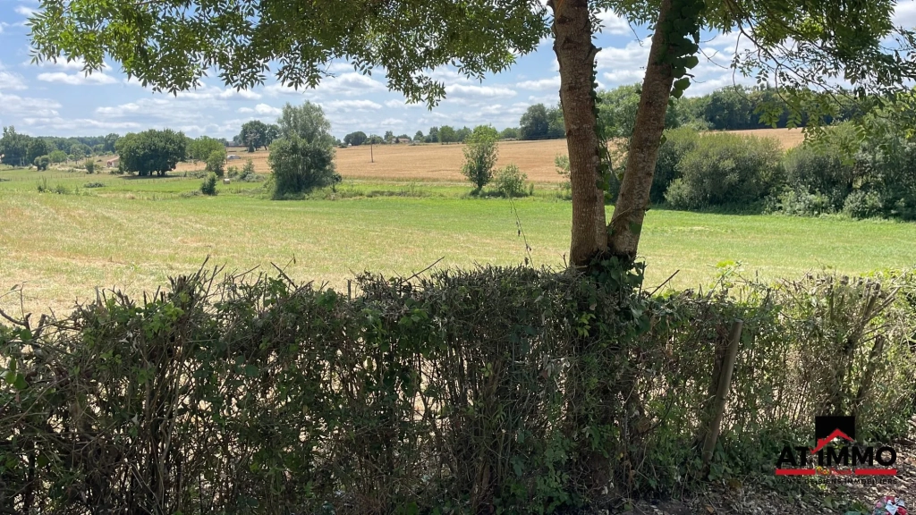 Charmante maison de campagne à Saint Privat en Périgord avec grange et terrasses
