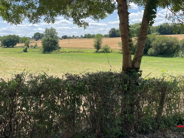 Charmante maison de campagne à Saint Privat en Périgord avec grange et terrasses