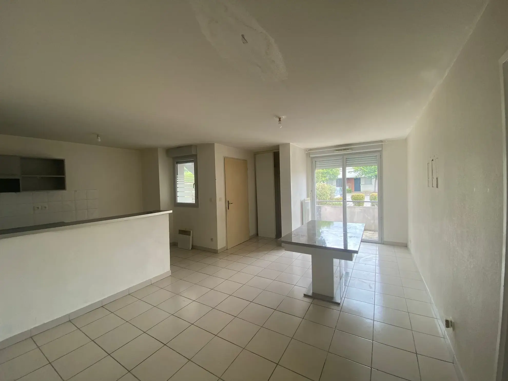 Appartement T3 avec terrasse et parking à Toulouse Saint Simon 