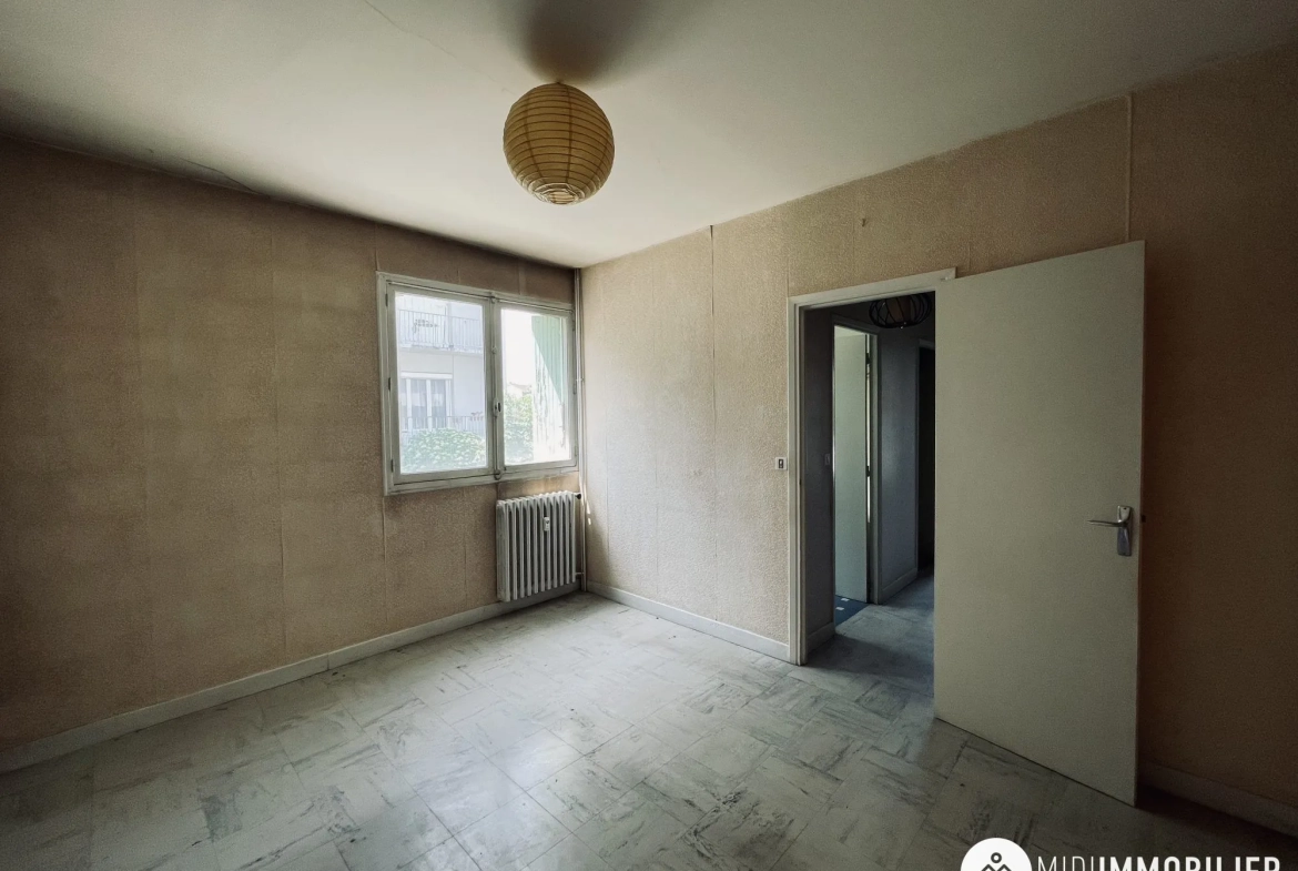 Appartement T3 à vendre à Albi, proche du centre, avec cave et travaux à prévoir 