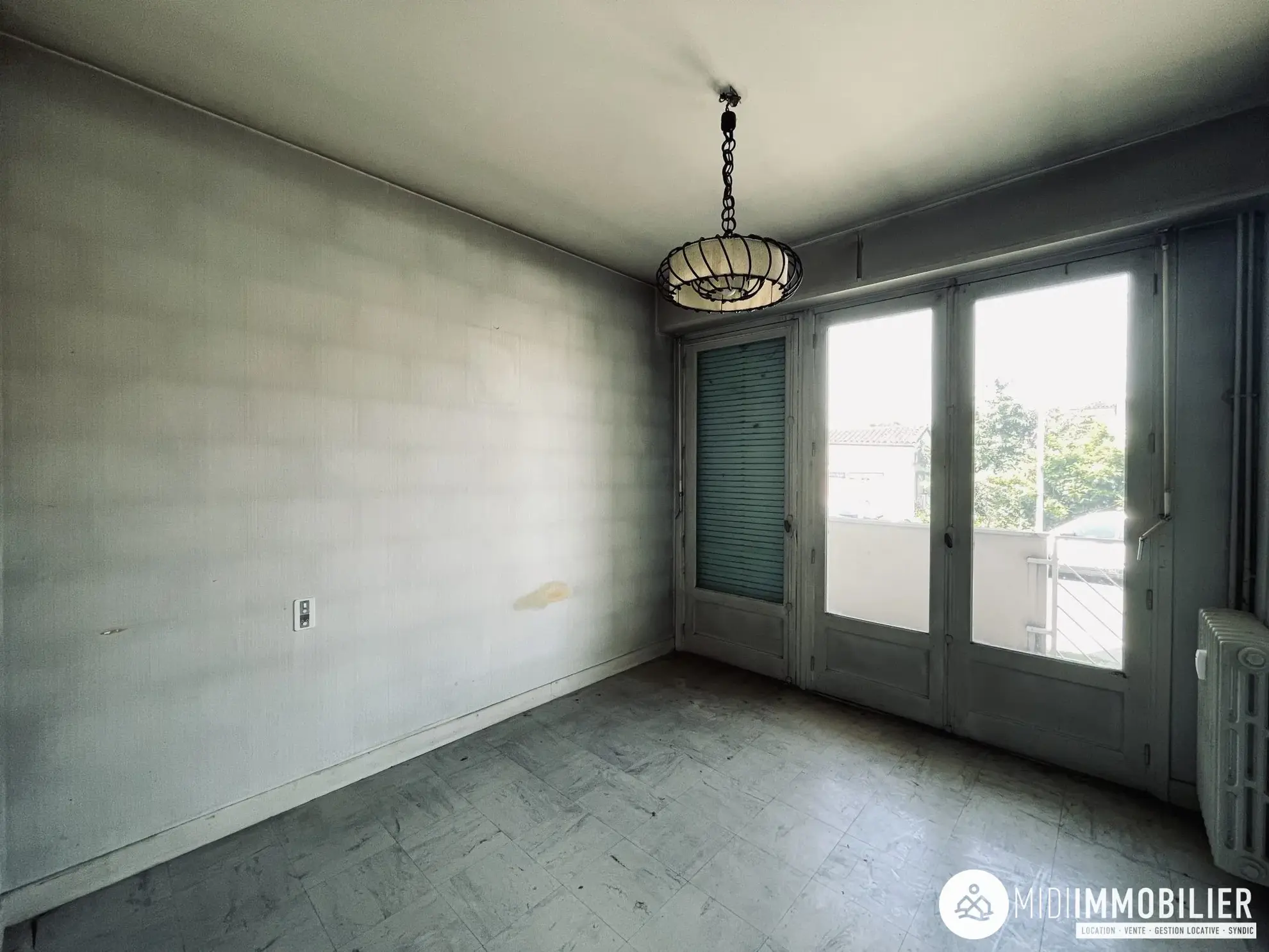 Appartement T3 à vendre à Albi, proche du centre, avec cave et travaux à prévoir 