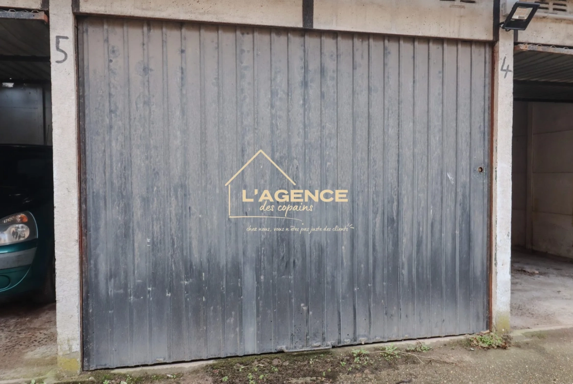 Garage sécurisé à vendre au pied du Théâtre Sébastopol à Lille - Parking pratique en centre-ville 