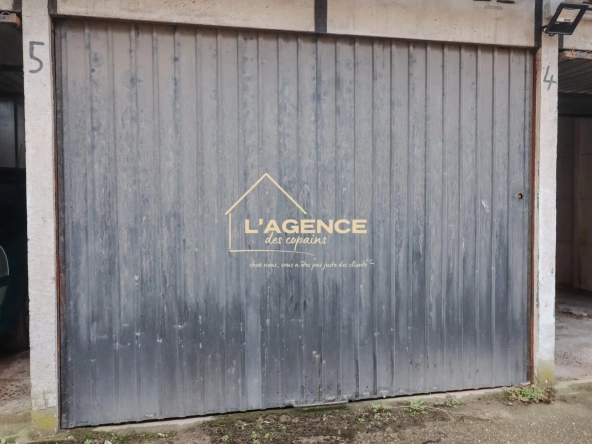 Garage sécurisé à vendre au pied du Théâtre Sébastopol à Lille - Parking pratique en centre-ville