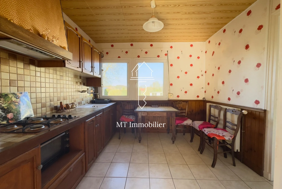 Charmant plain-pied à vendre à Beaurainville avec jardin et dépendances 