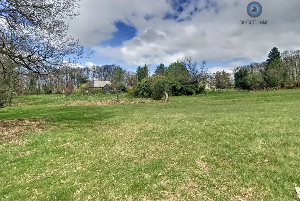 Terrain constructible à Sadroc de 1 900 m² avec certificat d'urbanisme 