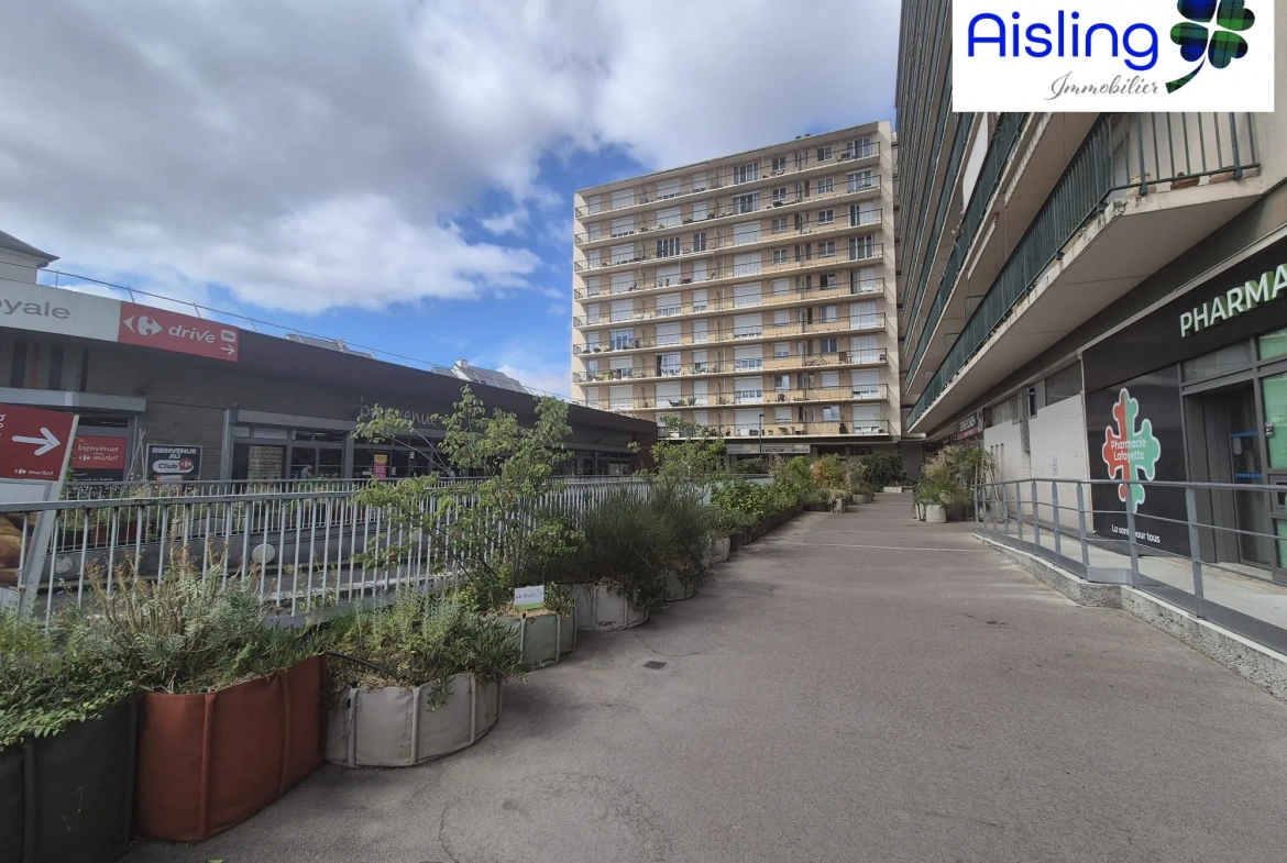 Appartement T2 rénové à vendre au Mans proche centre-ville 