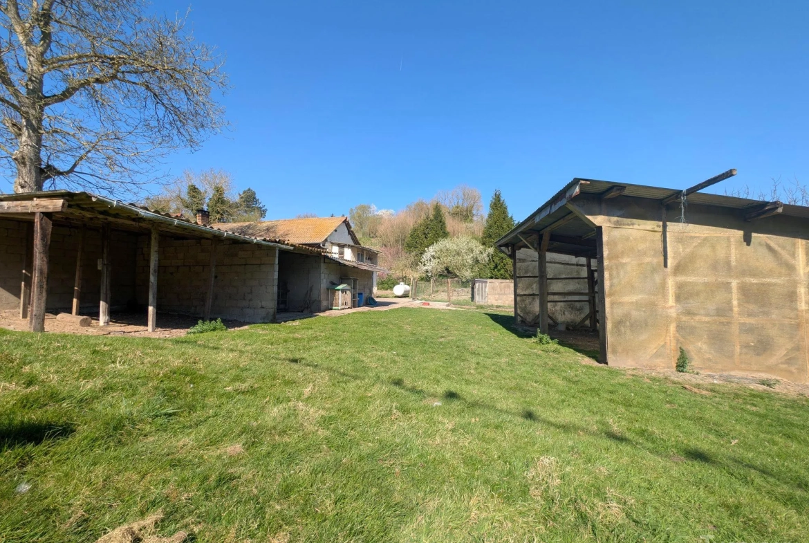Longère picarde à vendre avec grand terrain et dépendances à Saint Valery sur Somme 