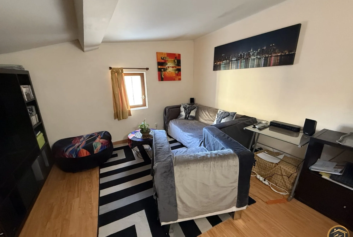 Charmante maison de village à Saint-Marcel-sur-Aude – 1 chambre, secteur calme, proximité Narbonne 