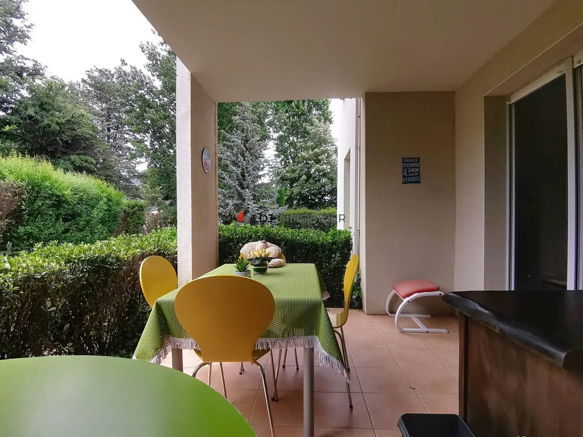 Spacieux appartement de 3 pièces avec terrasse et vue sur le Canigou à Prades 
