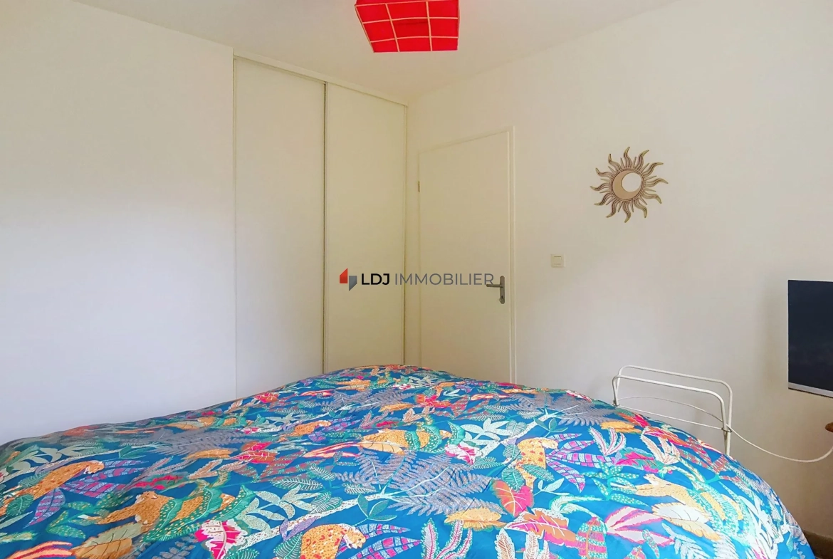 Spacieux appartement de 3 pièces avec terrasse et vue sur le Canigou à Prades 