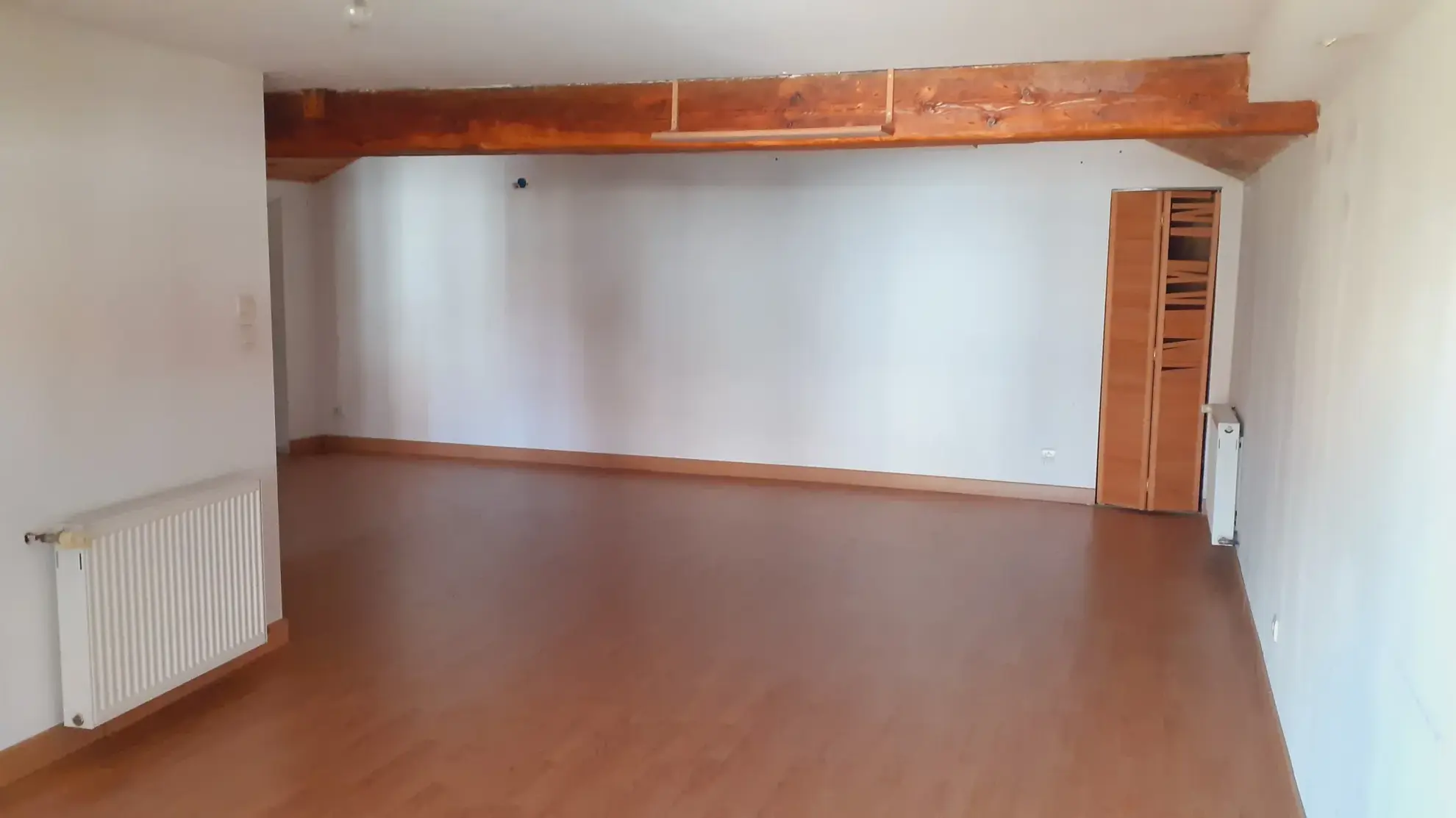 Immeuble rénové avec appartement à Sacquenay proche Selongey - Idéal investisseur ou famille 