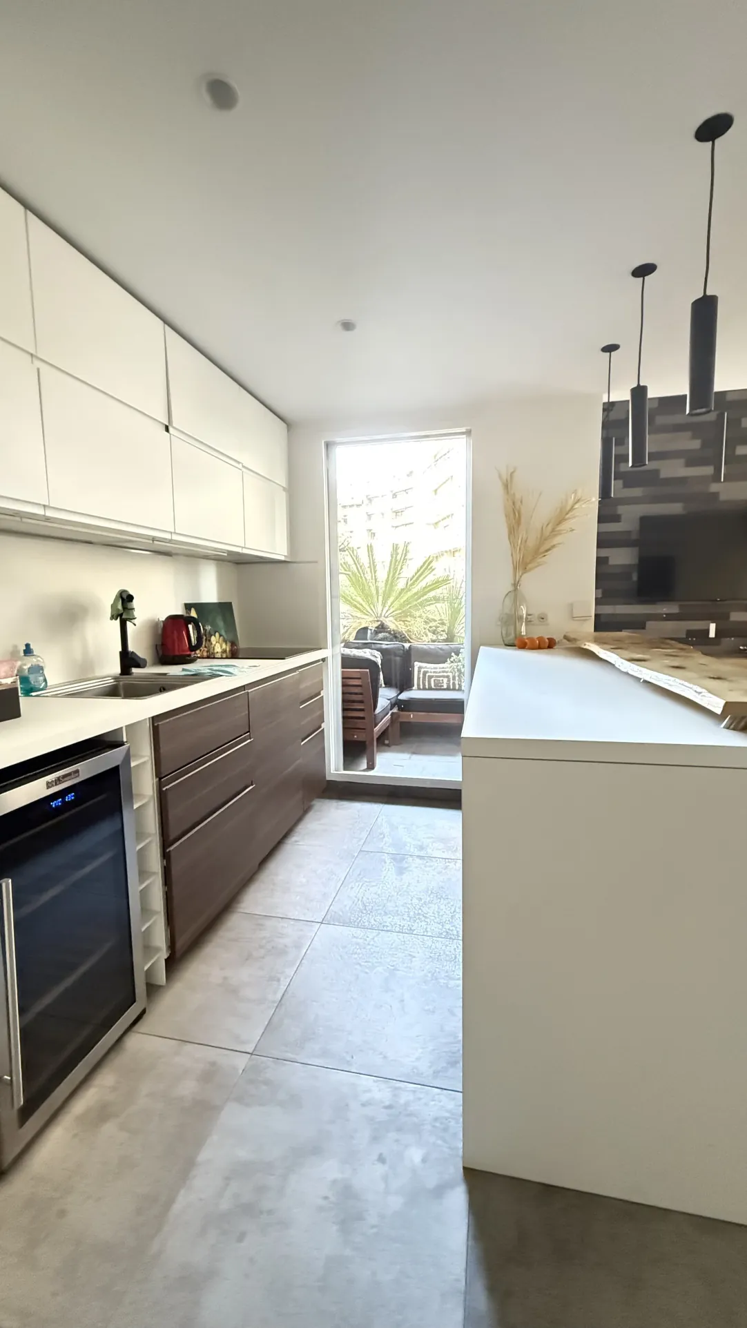 Appartement T3 lumineux avec vue mer à Cannes proche des plages 