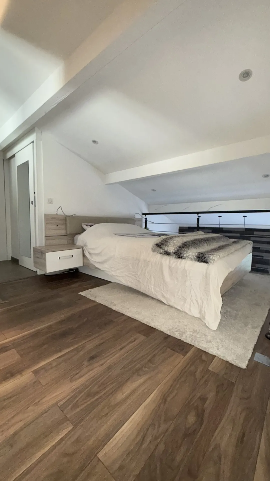 Appartement T3 lumineux avec vue mer à Cannes proche des plages 