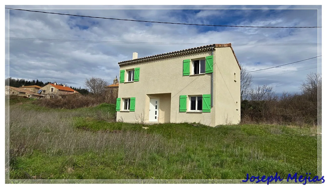 Maison à finir à Silhac avec vue dégagée et terrain de 1500 m² 
