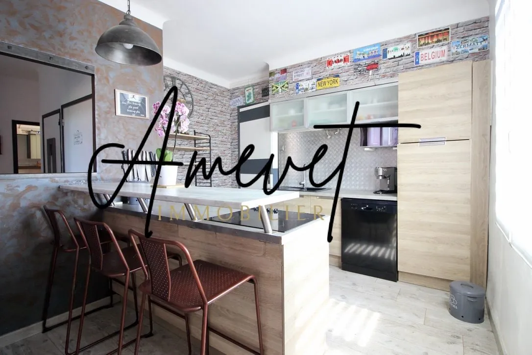 Appartement T2 avec terrasse et balcon à vendre à Avignon, lumineux et calme 