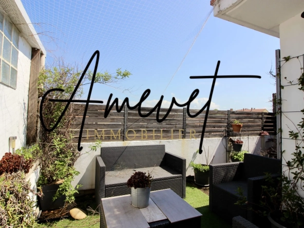 Appartement T2 avec terrasse et balcon à vendre à Avignon, lumineux et calme