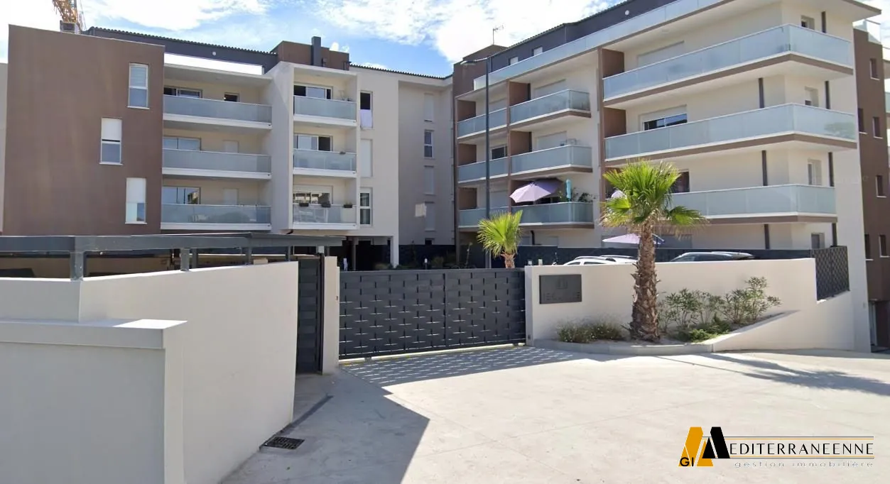 Bel appartement T3 avec terrasse à Béziers - Résidence calme et bien située 