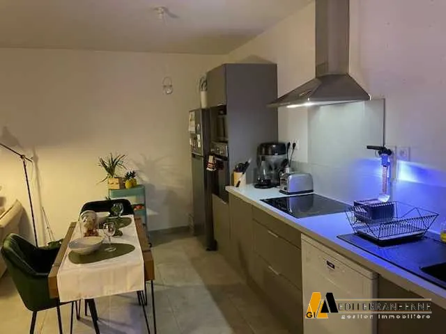 Bel appartement T3 avec terrasse à Béziers - Résidence calme et bien située 