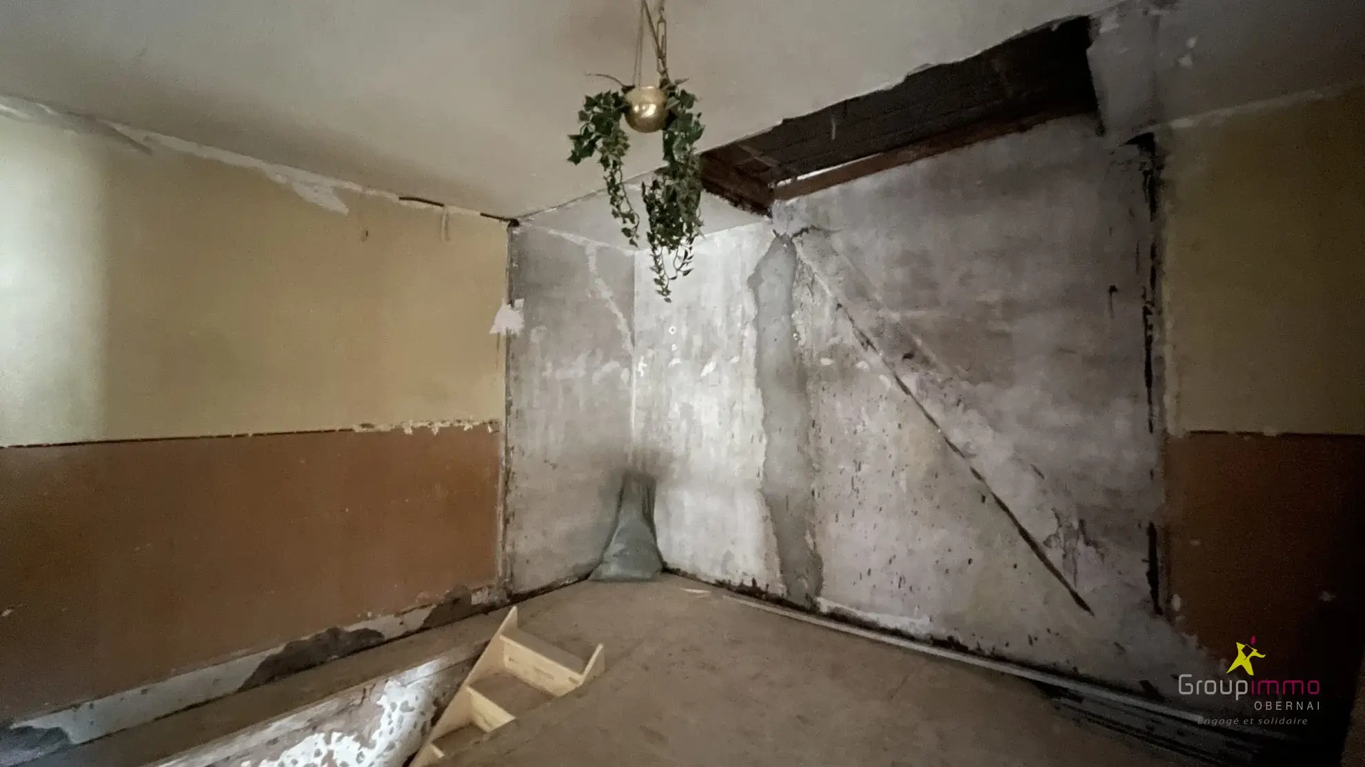 Maison à rénover de 137 m² avec garage à Saales 