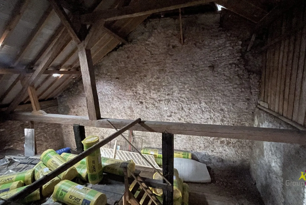 Maison à rénover de 137 m² avec garage à Saales 
