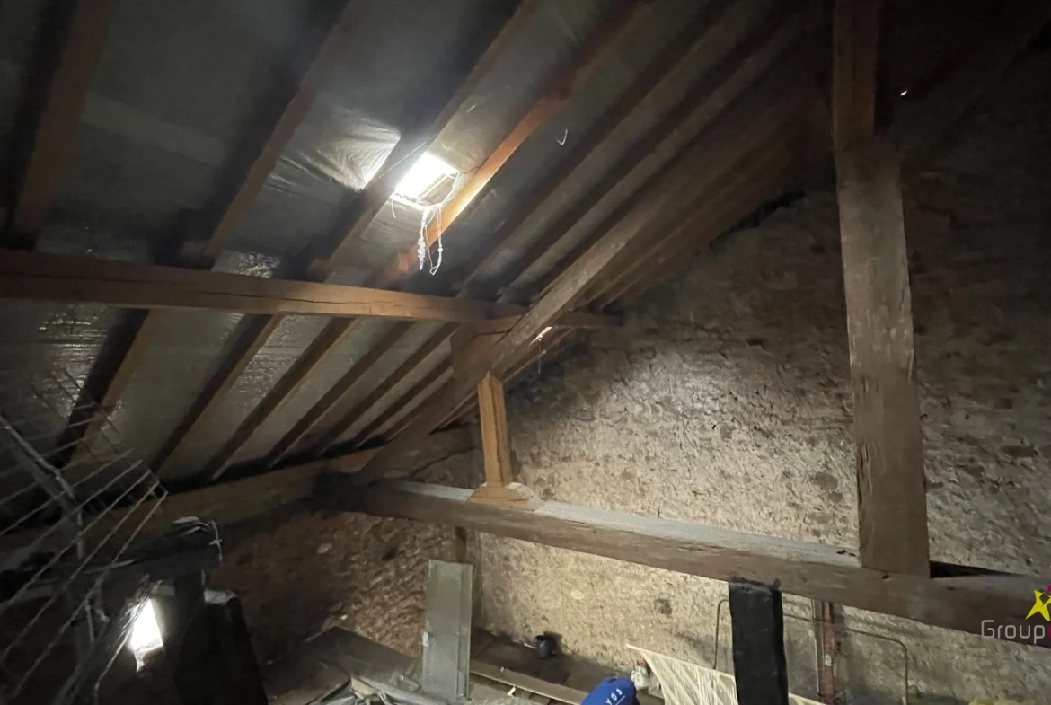 Maison à rénover de 137 m² avec garage à Saales 