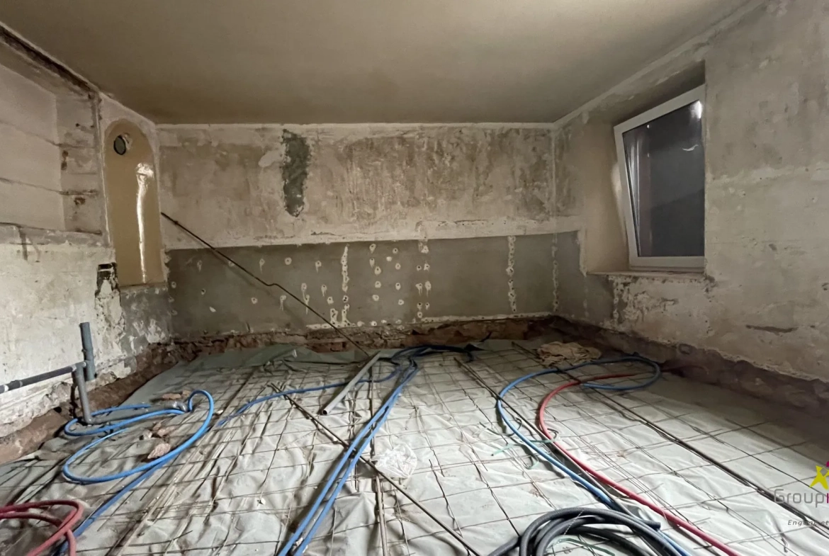 Maison à rénover de 137 m² avec garage à Saales 