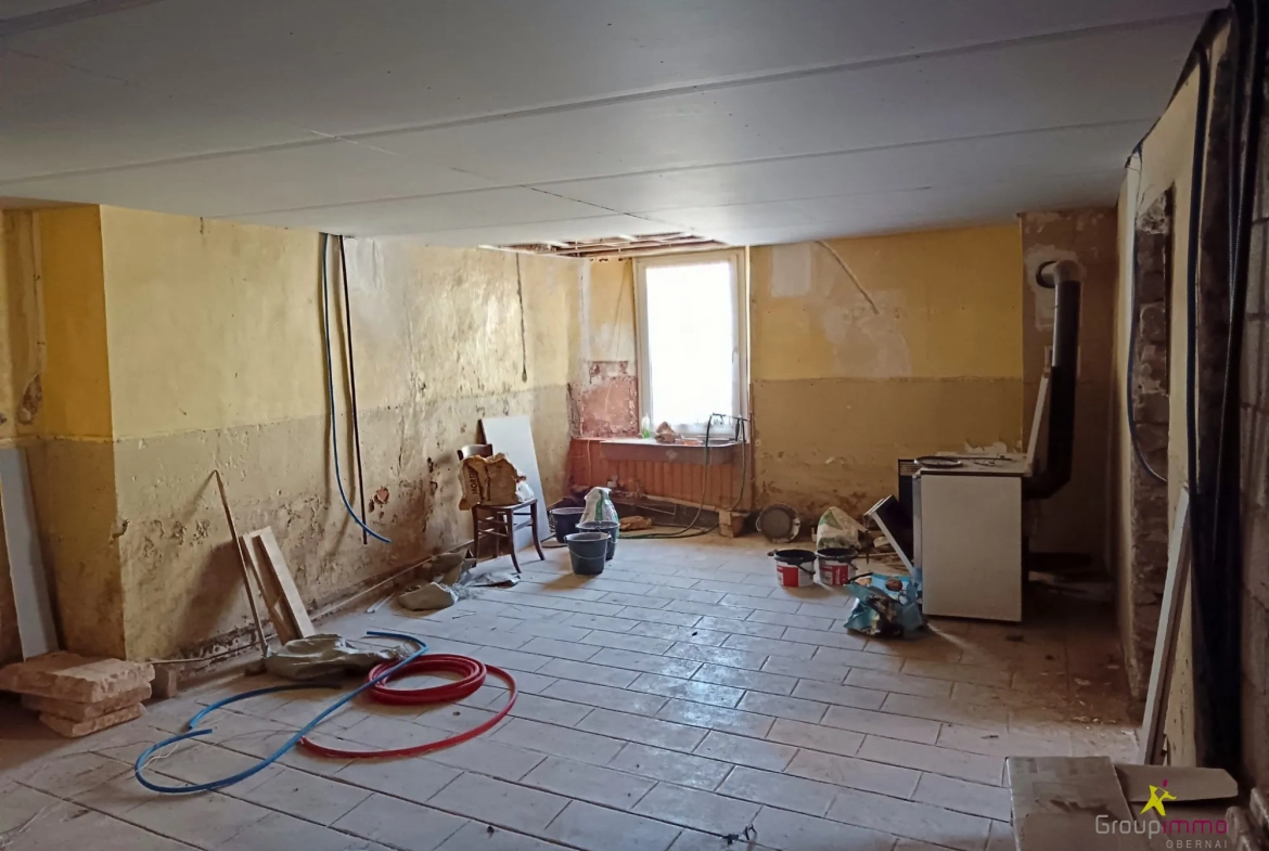 Maison à rénover de 137 m² avec garage à Saales 