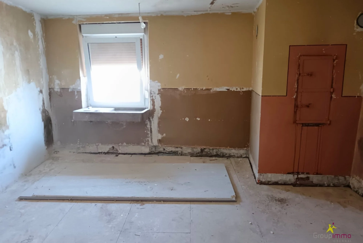 Maison à rénover de 137 m² avec garage à Saales 