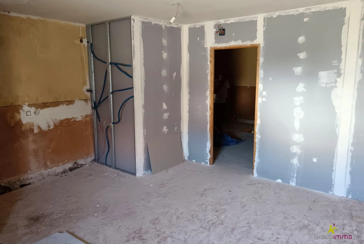 Maison à rénover de 137 m² avec garage à Saales 