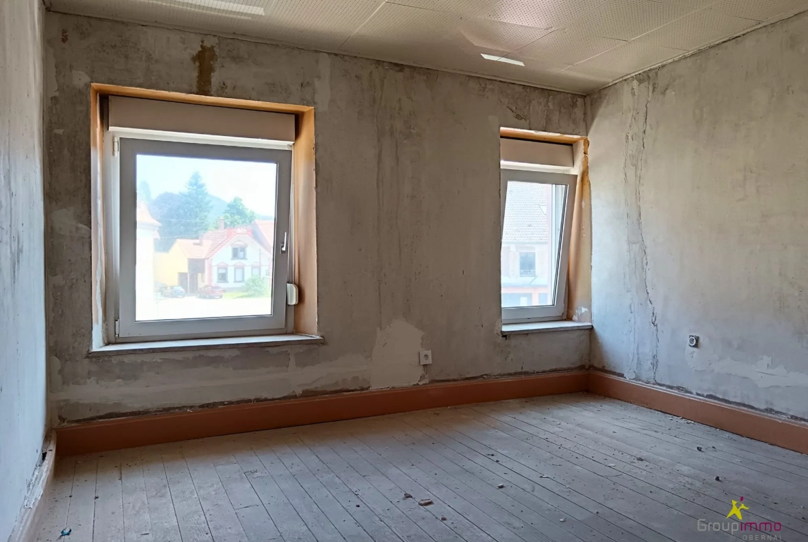 Maison à rénover de 137 m² avec garage à Saales 
