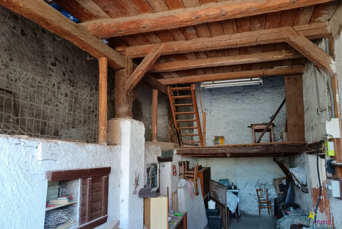 Maison à rénover de 137 m² avec garage à Saales 