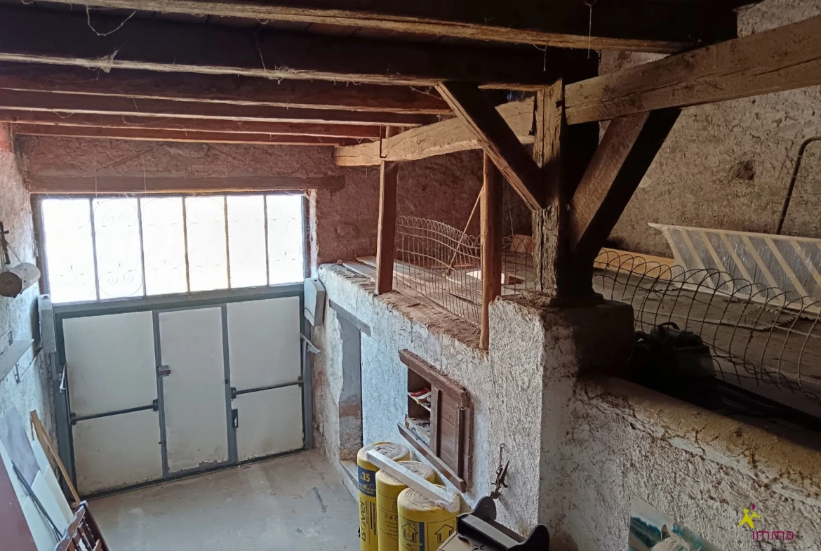 Maison à rénover de 137 m² avec garage à Saales 