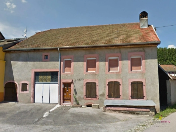 Maison à rénover de 137 m² avec garage à Saales