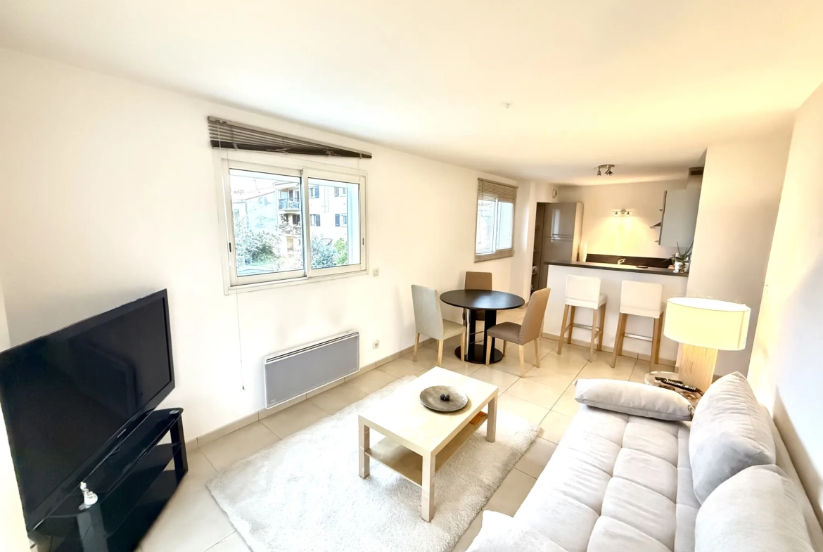 Appartement T2 meublé de 45 m² avec terrasse et parking à Perpignan 