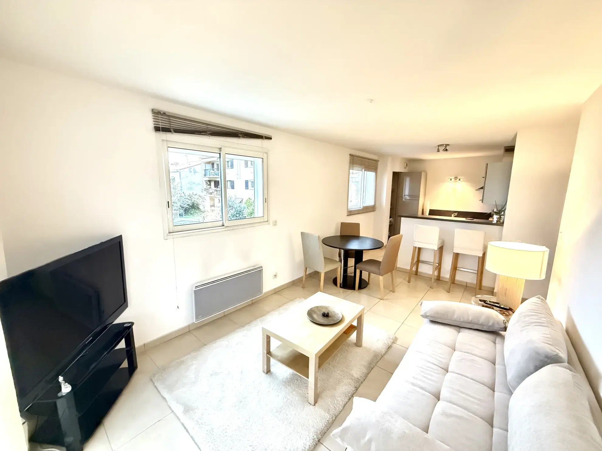 Appartement T2 meublé de 45 m² avec terrasse et parking à Perpignan 