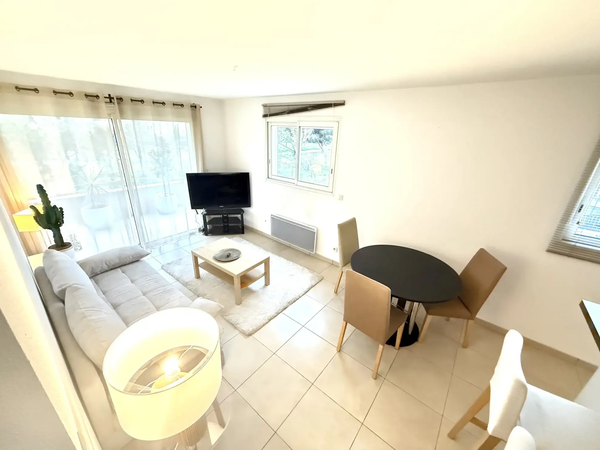 Appartement T2 meublé de 45 m² avec terrasse et parking à Perpignan 