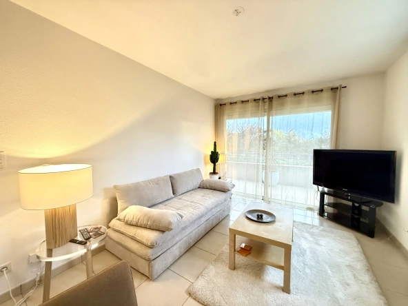 Appartement T2 meublé de 45 m² avec terrasse et parking à Perpignan