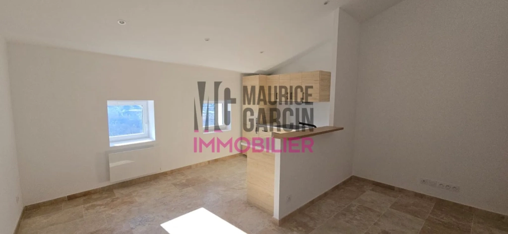 Appartement T2 rénové à La Roque-sur-Pernes - Idéal investissement ou résidence