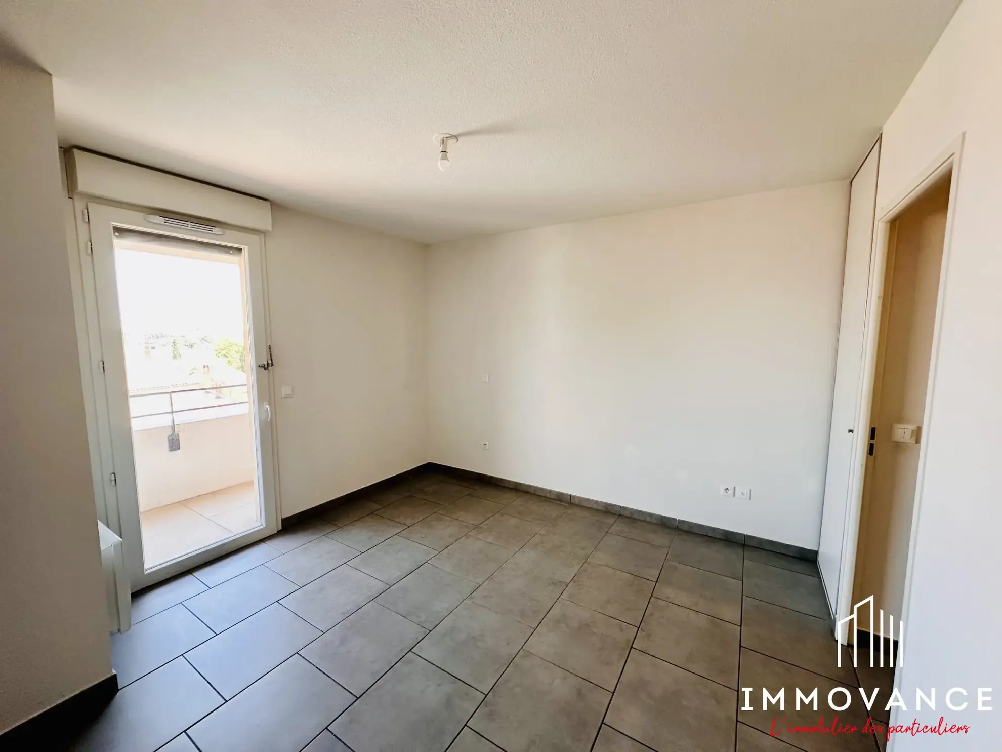Appartement T2 avec Terrasse à Lattes - Confort et Luminosité 