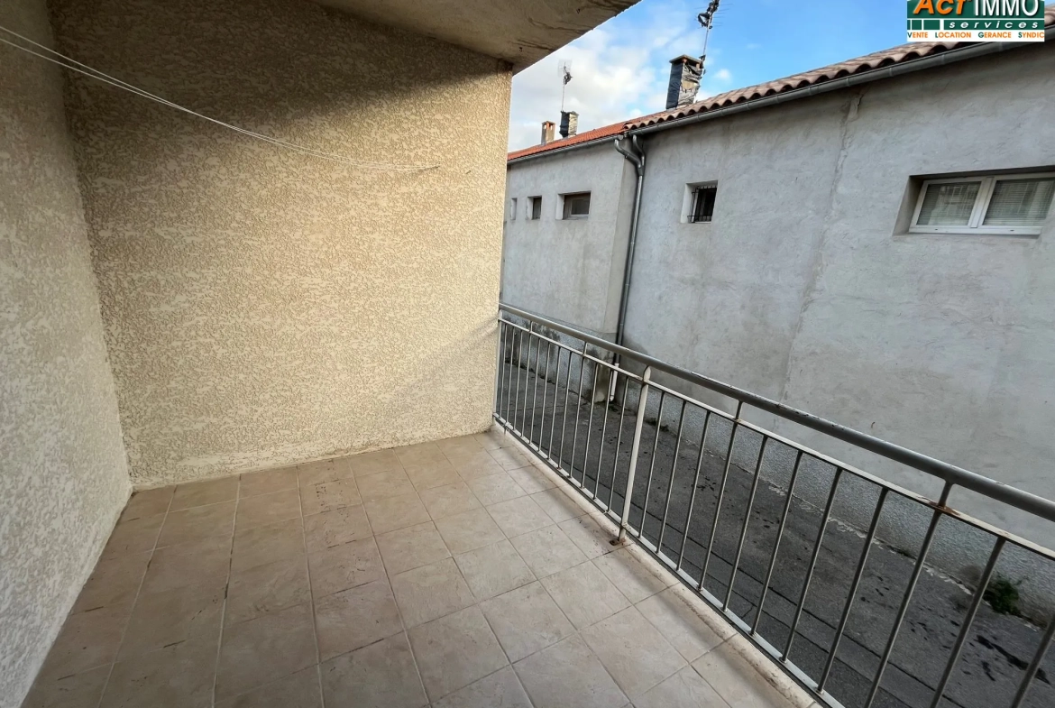 Appartement 2 pièces avec terrasse et garage à Saint-Chamas 