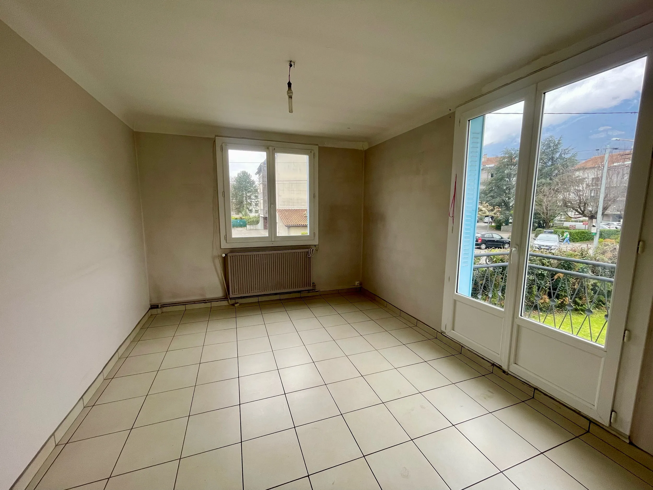 Appartement T2 lumineux avec balcon à Échirolles proche Vercors 