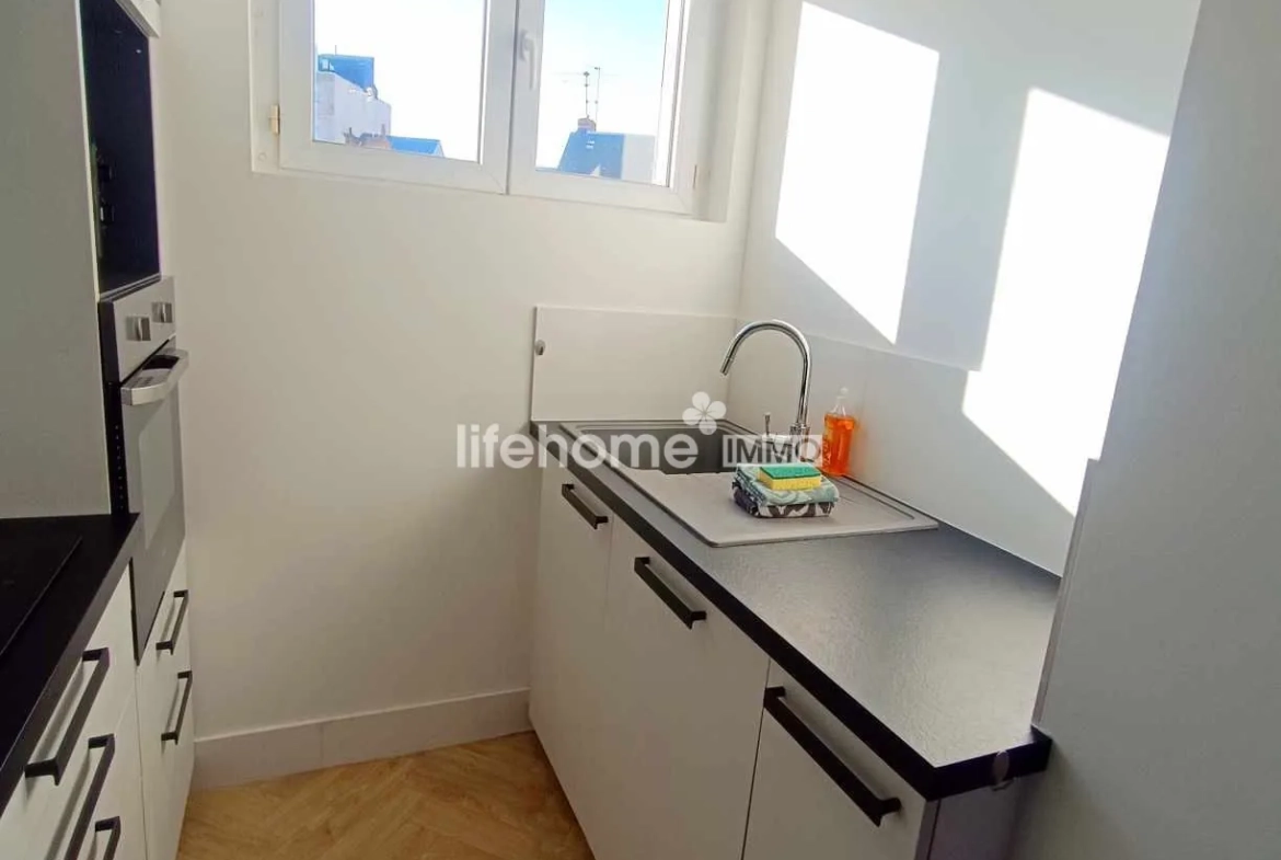 Appartement rénové et meublé à vendre au centre de Châteauroux de 62 m² 