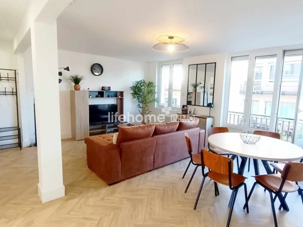 Appartement rénové et meublé à vendre au centre de Châteauroux de 62 m²