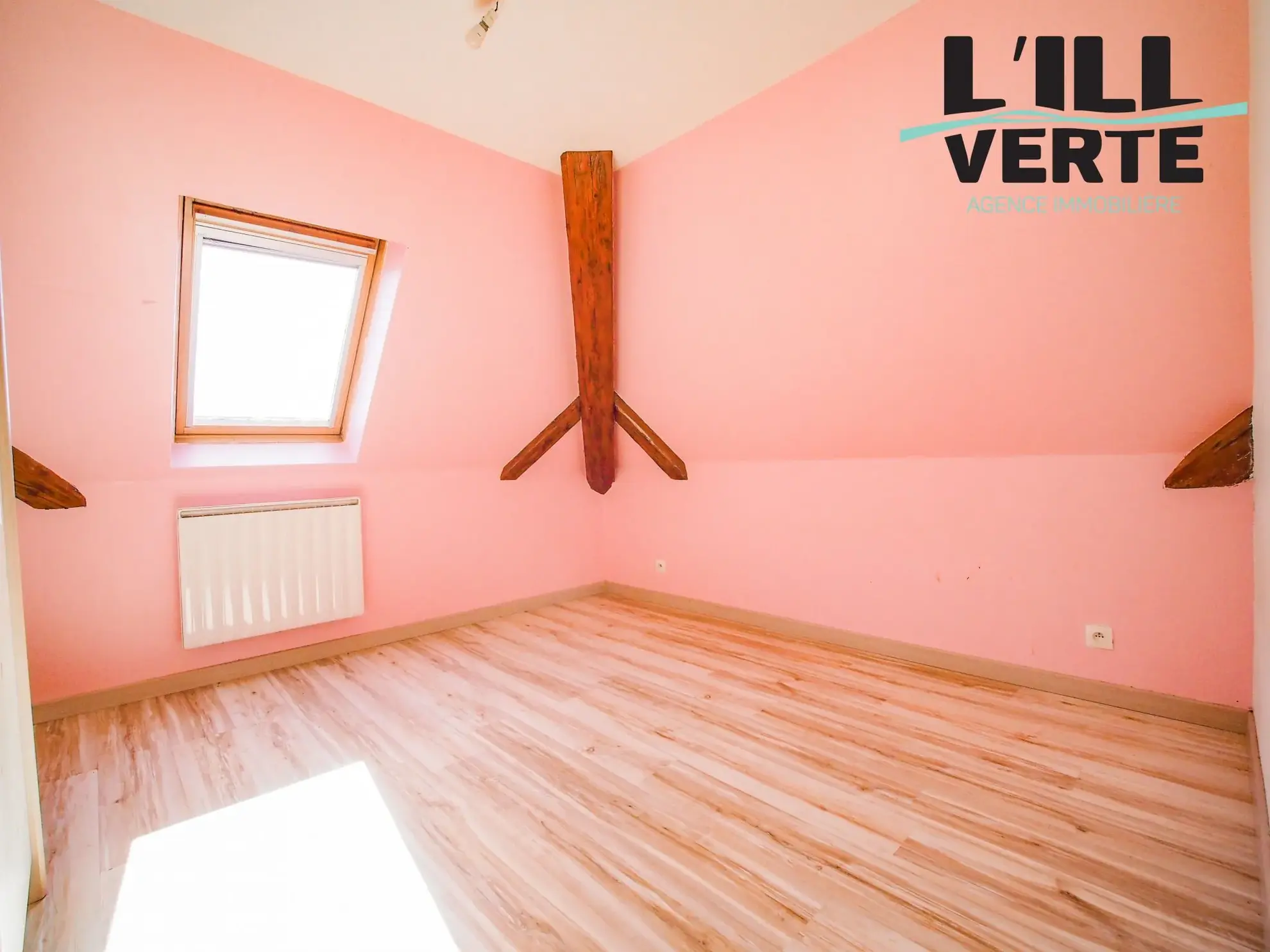 Appartement à vendre à Vendenheim - 3 pièces lumineux avec surcombles 