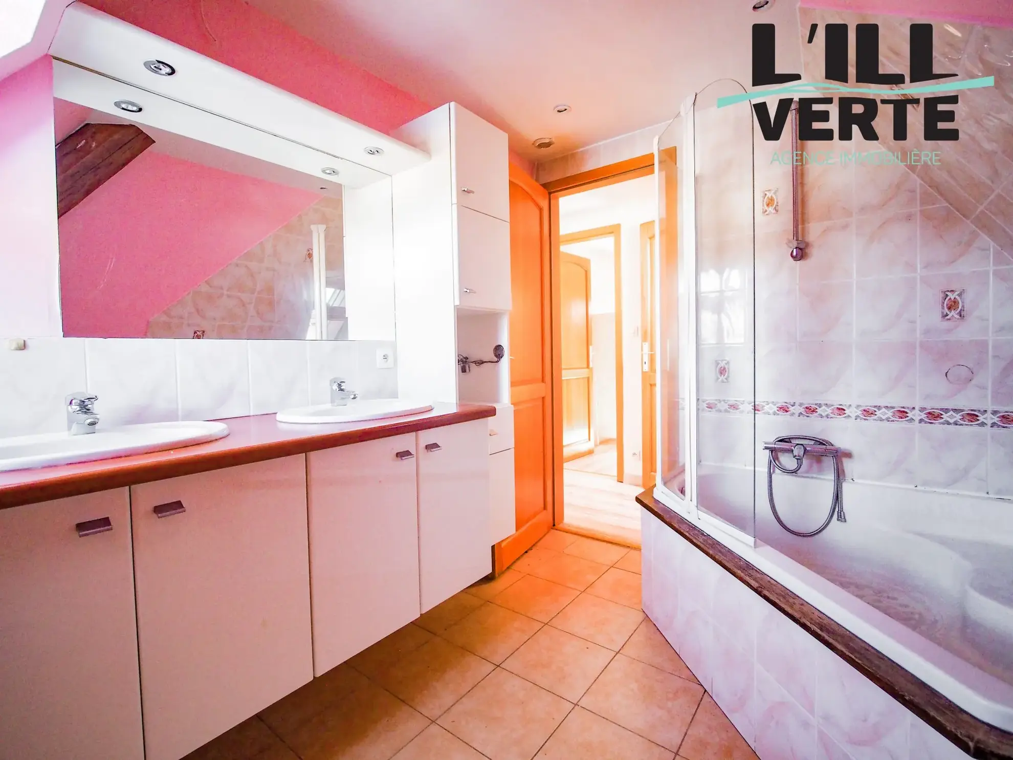 Appartement à vendre à Vendenheim - 3 pièces lumineux avec surcombles 